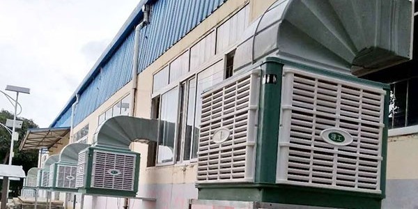 注塑车间厂房怎么降温——用[ZLG理工]冷风机效果显著